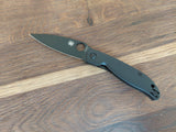 Spyderco Mantra 4 Svartur