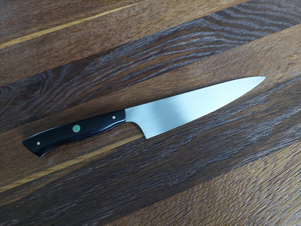 Adam Þórarinsson Kokkahnífur 17,5cm AEB-L/Abonos Eik (Bog Oak)