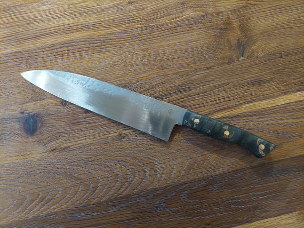 Adam Þórarinsson Kokkahnífur 21cm Hamarað O2/Svart Birki