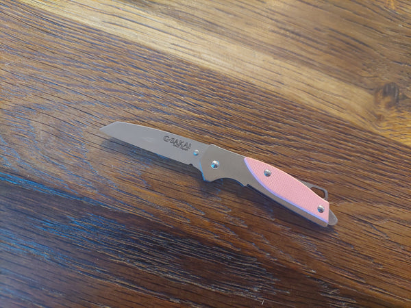 G. Sakai Kojiro Ittoryu Vasahnífur/Skæri Bleikur